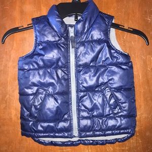 Navy puffer vest